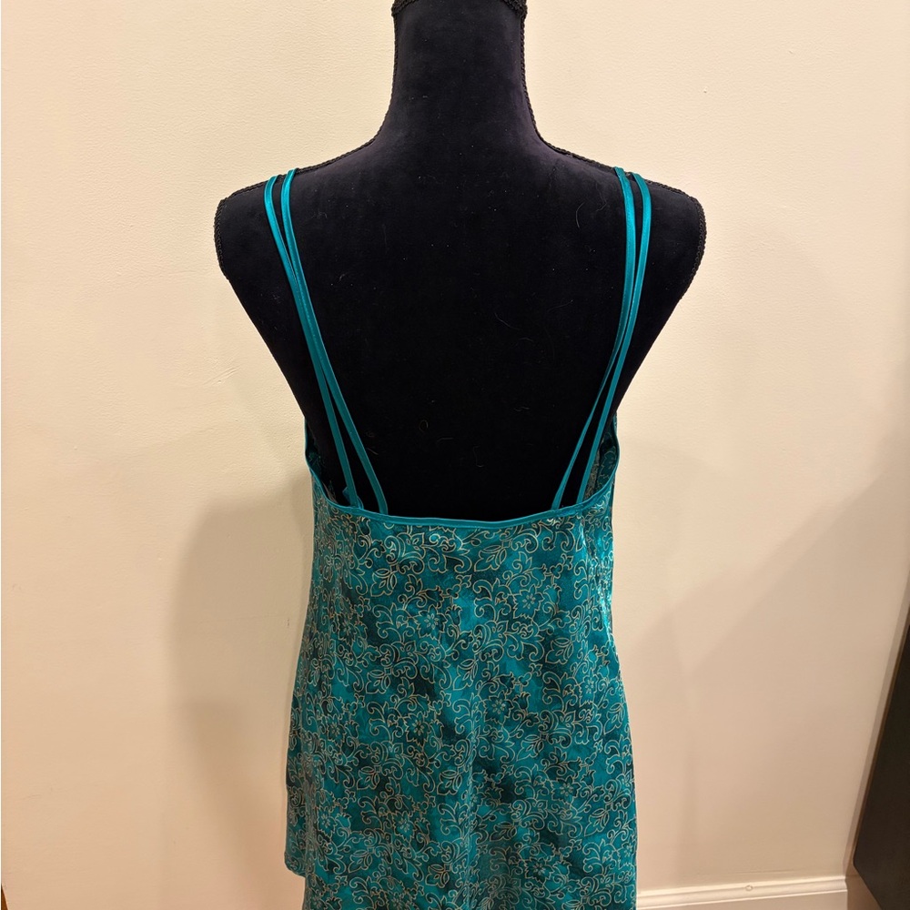 Inner Most Chemise with Robe - Picture 4 of 9